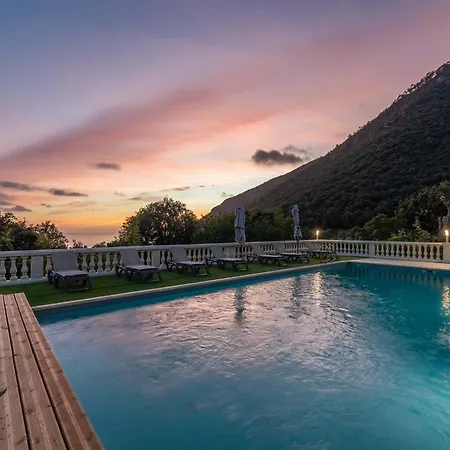 Excelsior Villa *